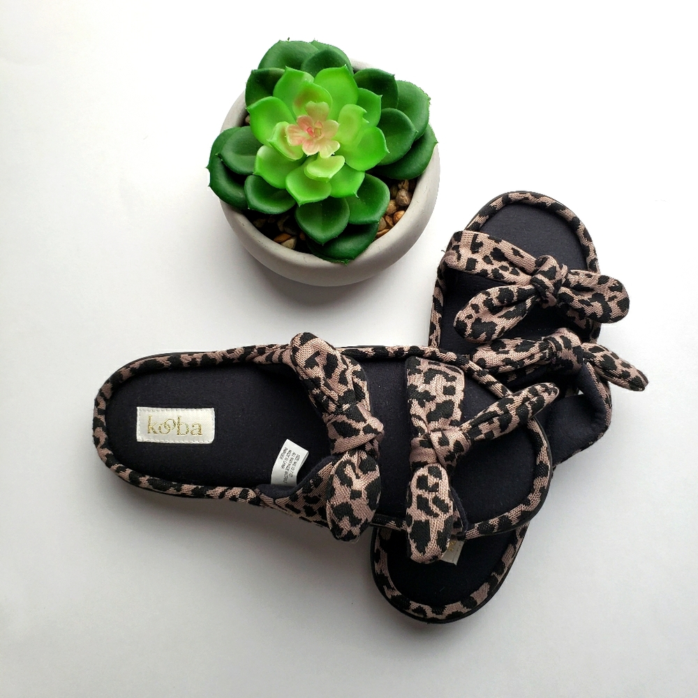 Kooba Slippers , woman cheetah print ,leopard